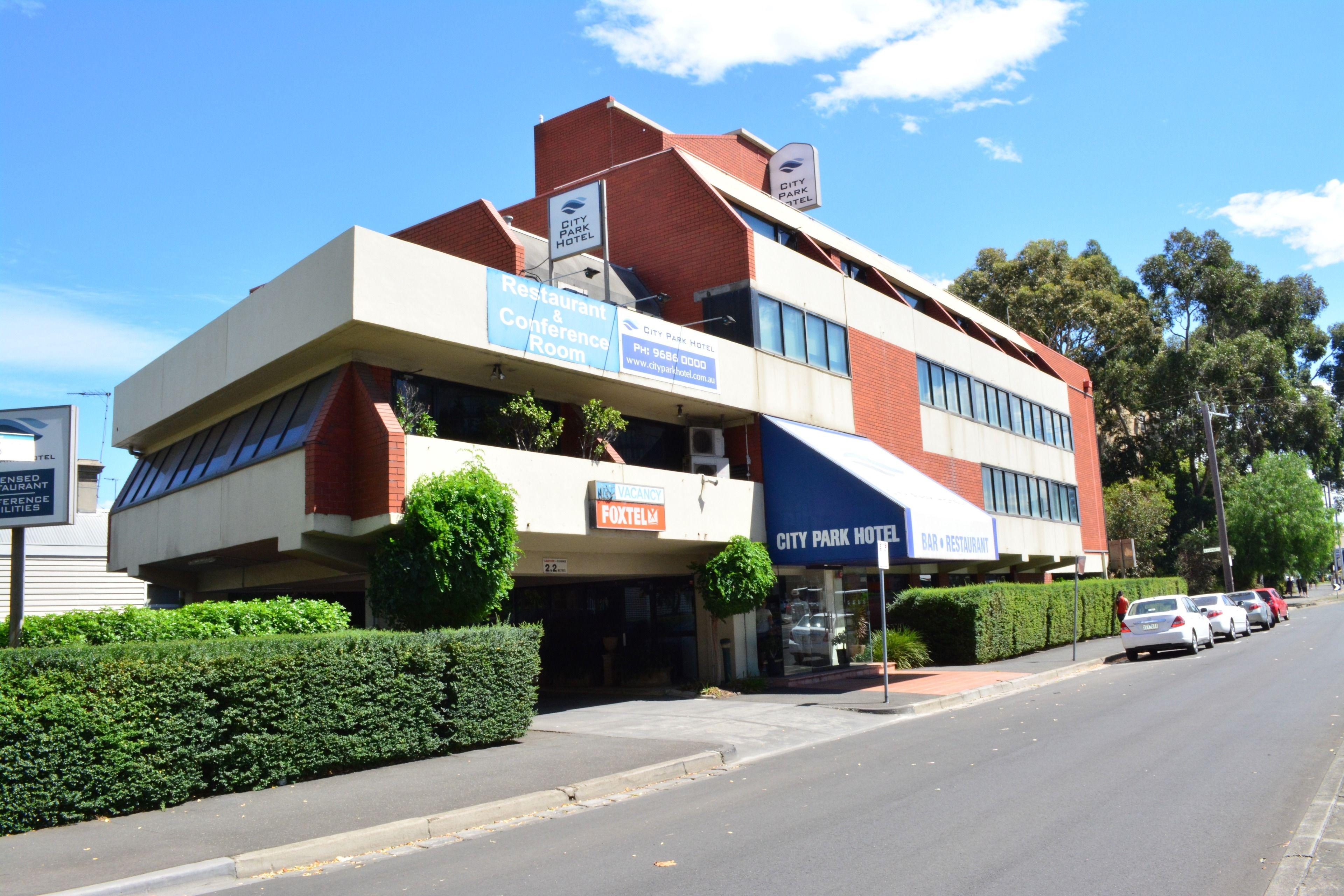 City Park Hotel — Фото 1